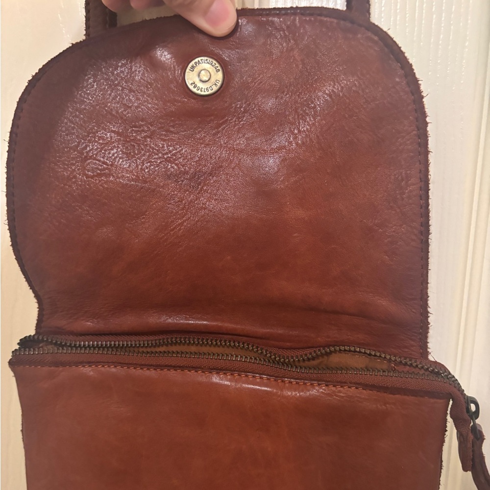 MARTA PONTI Leather Crossbody Bag - Picture 6 of 9